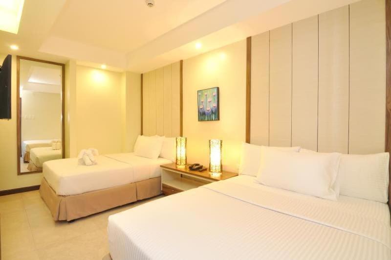 Belian Hotel Tagbilaran Extérieur photo
