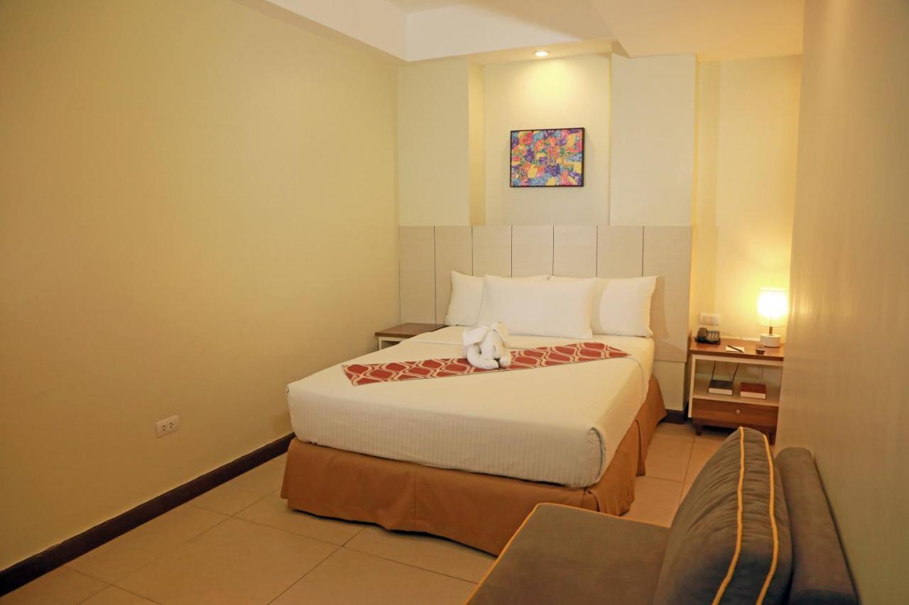 Belian Hotel Tagbilaran Extérieur photo
