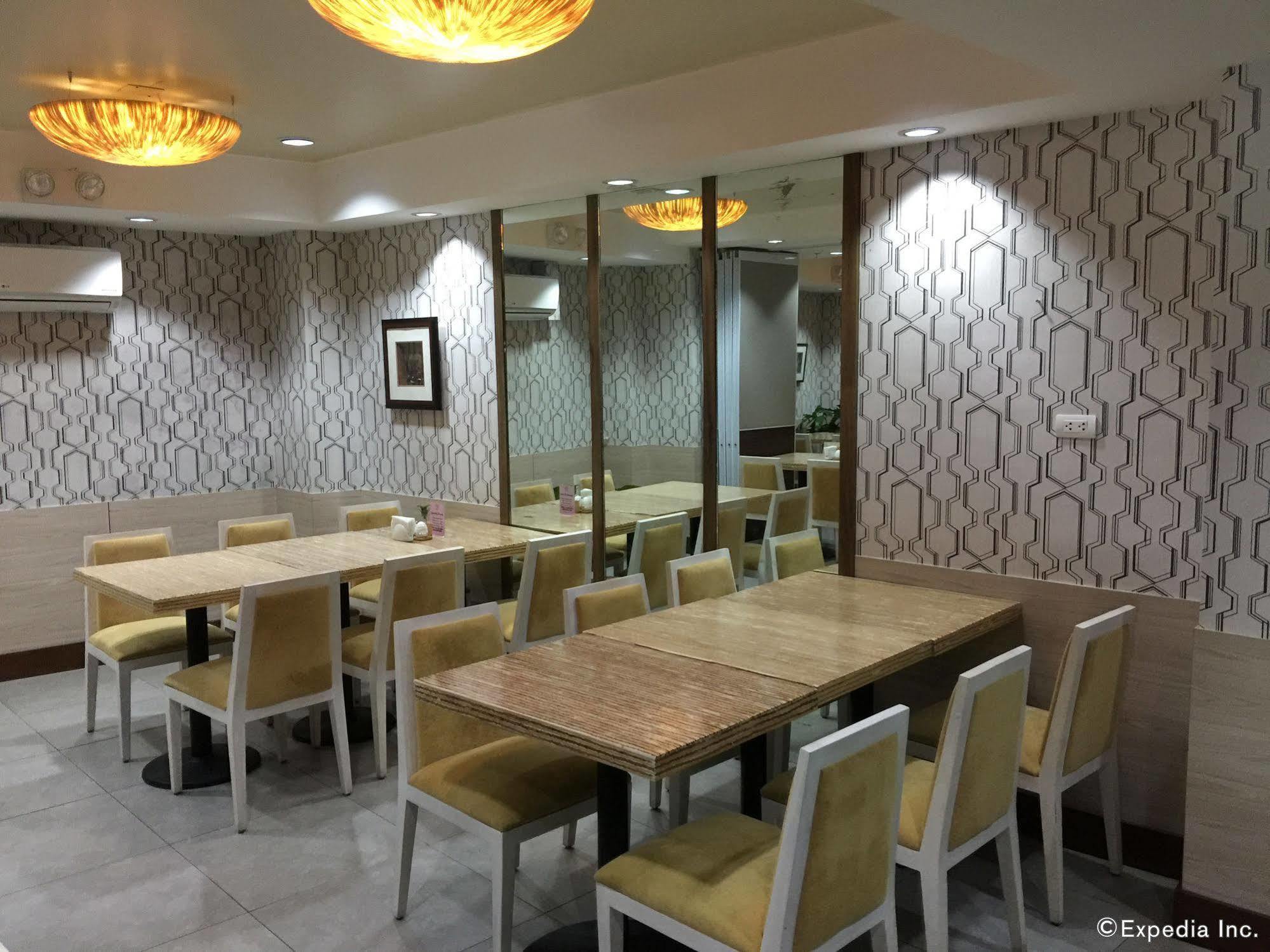 Belian Hotel Tagbilaran Extérieur photo