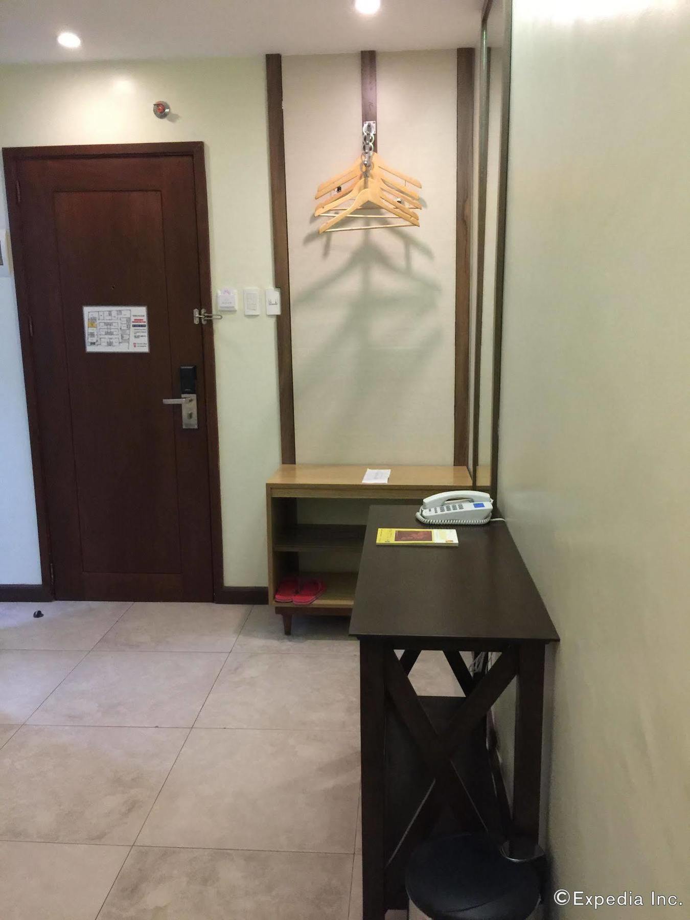 Belian Hotel Tagbilaran Extérieur photo