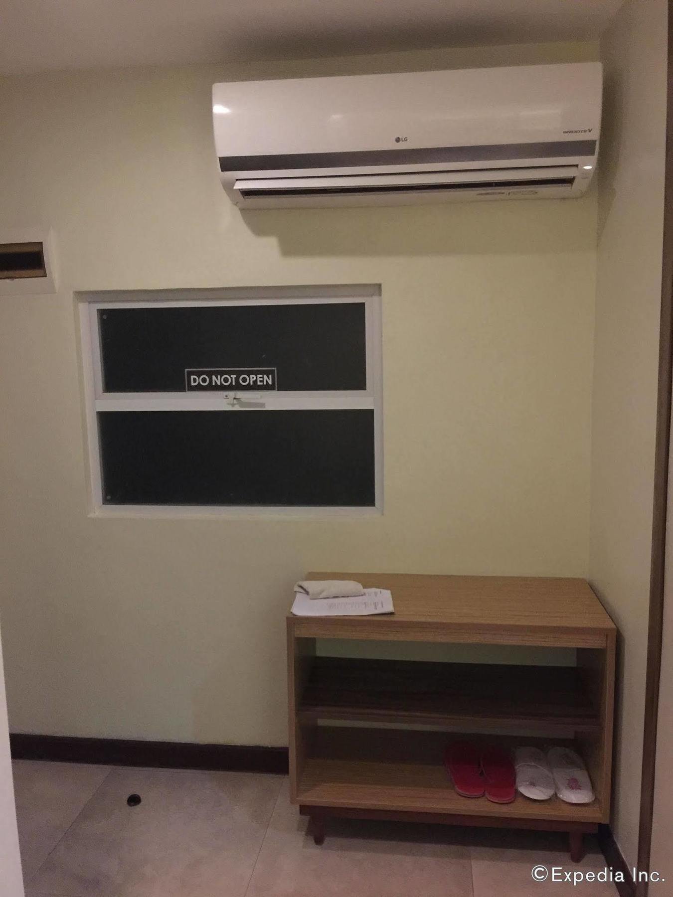 Belian Hotel Tagbilaran Extérieur photo