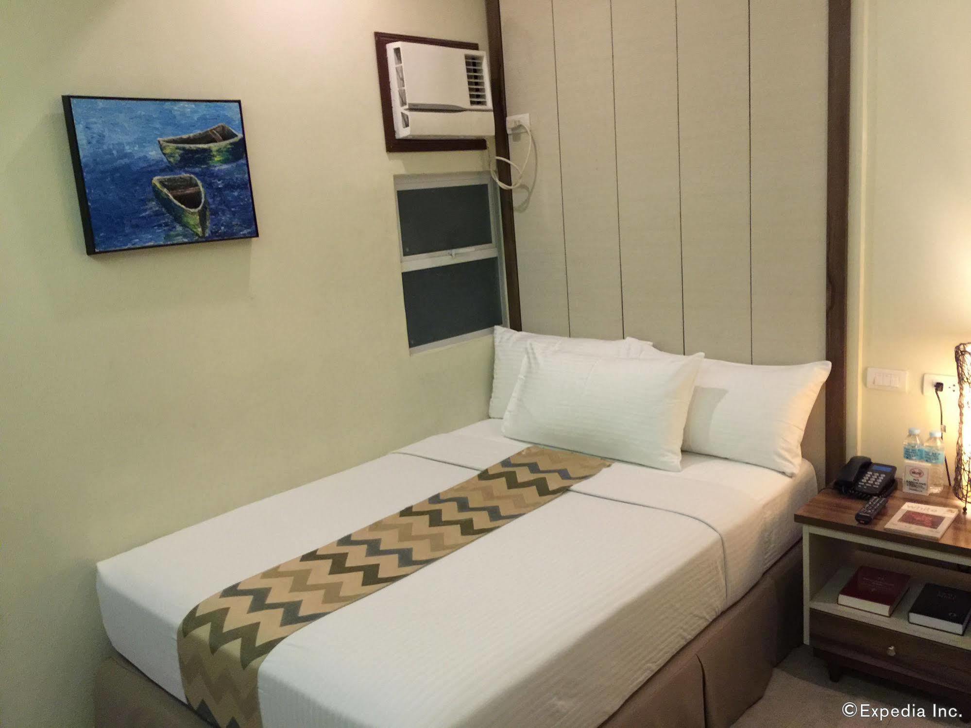 Belian Hotel Tagbilaran Extérieur photo