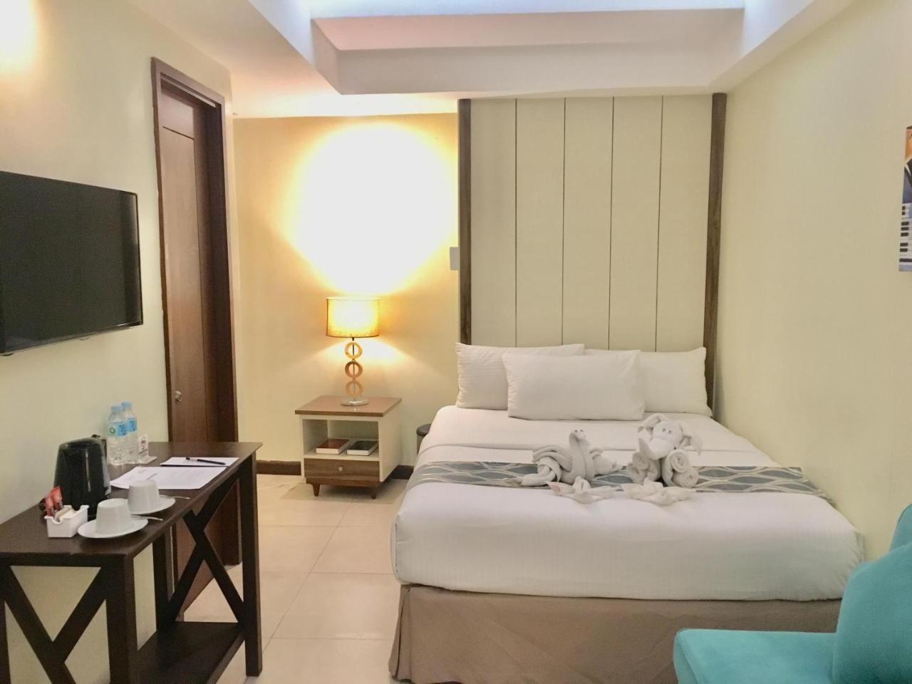 Belian Hotel Tagbilaran Extérieur photo
